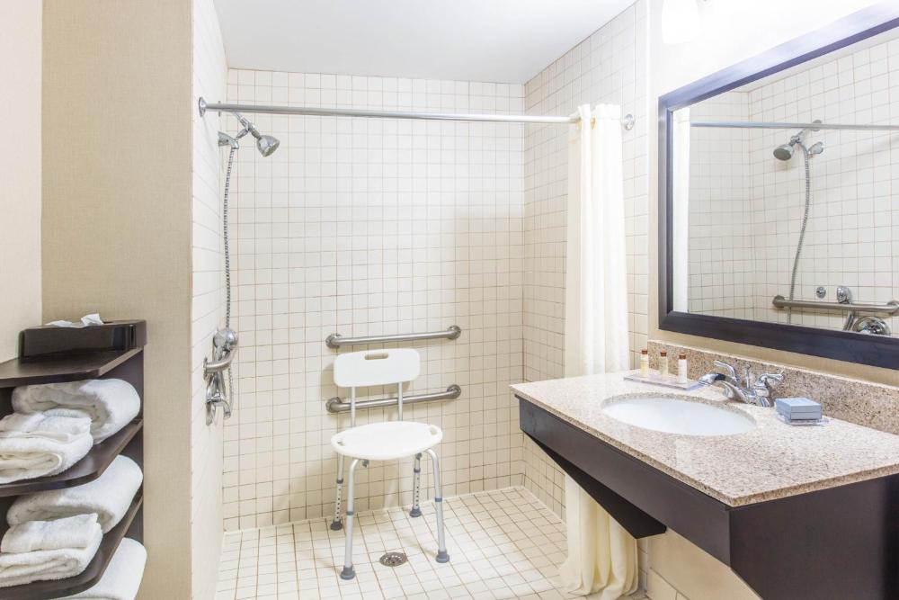 King Room - Disability Access/Non-Smoking interior
